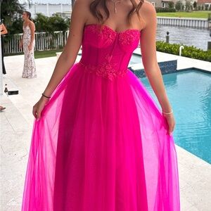 Elegant Pink Strapless Evening Gown